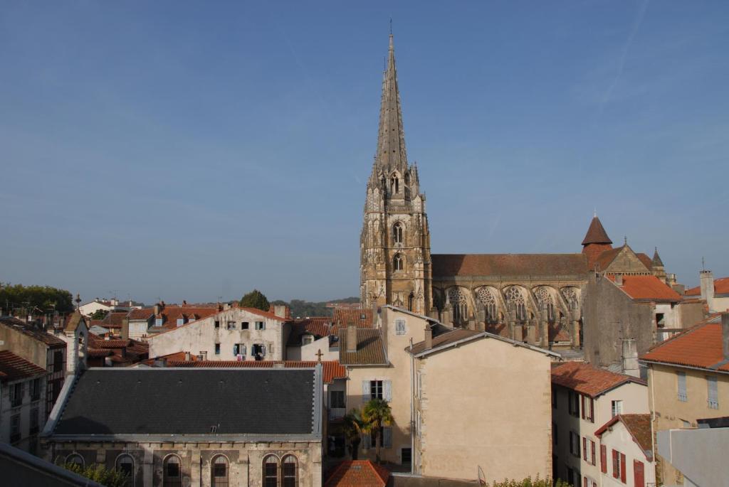 Temporesidence Cathedrale Bayonne Eksteriør bilde